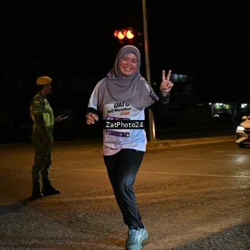 Runner Photo 7679889