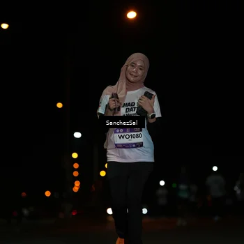 Runner Photo 7679912