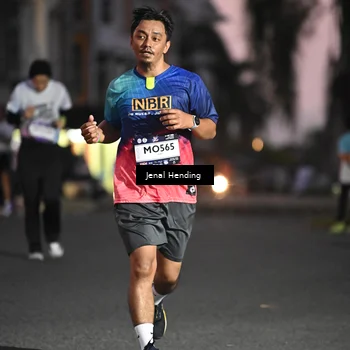 Runner Photo 7679937