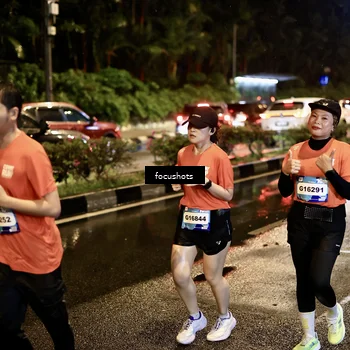 Runner Photo 7679940
