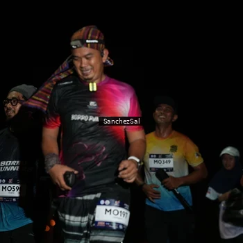 Runner Photo 7679948