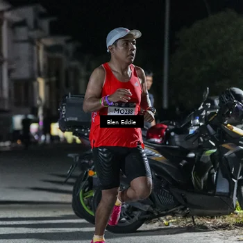 Runner Photo 7679954