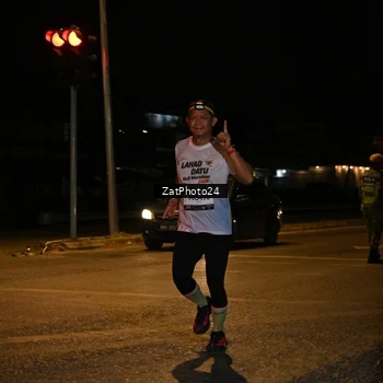 Runner Photo 7679958