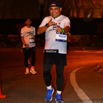 Runner Photo 7679964