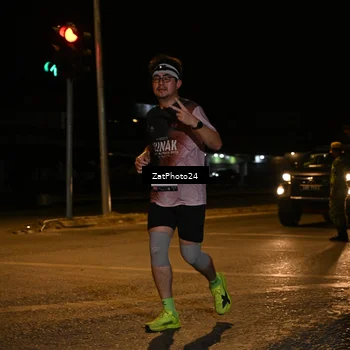 Runner Photo 7679970