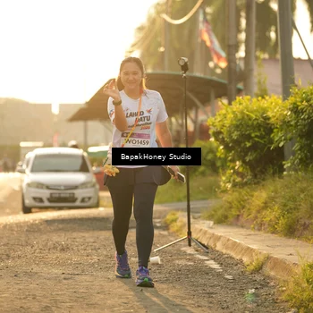 Runner Photo 7679975