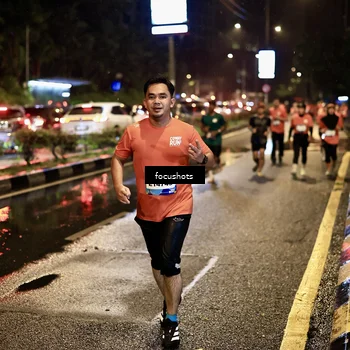 Runner Photo 7680008