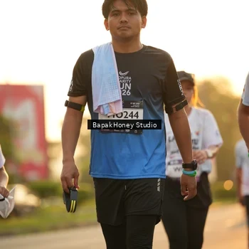 Runner Photo 7680063