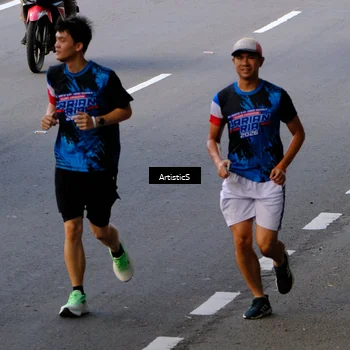 Runner Photo 7680098