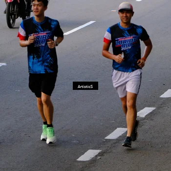 Runner Photo 7680116