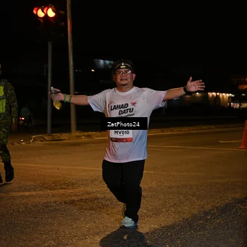 Runner Photo 7680121