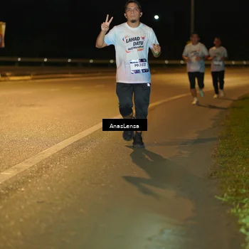 Runner Photo 7680143