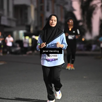 Runner Photo 7680158