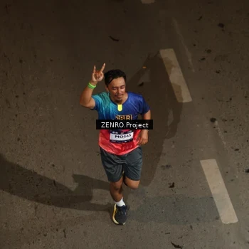Runner Photo 7680255