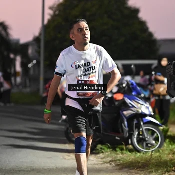 Runner Photo 7680275