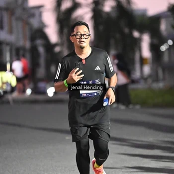 Runner Photo 7680301