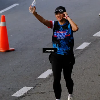 Runner Photo 7680302