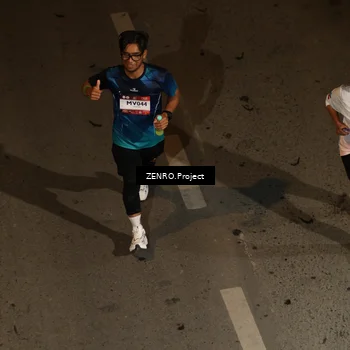 Runner Photo 7680307