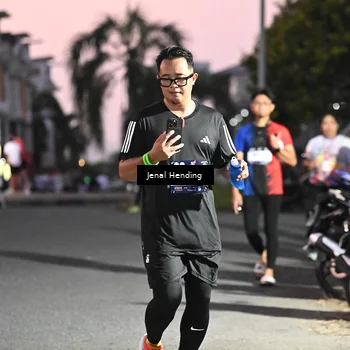 Runner Photo 7680343