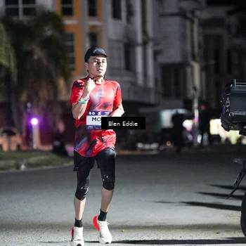Runner Photo 7680359