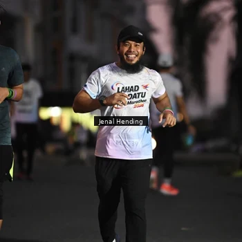 Runner Photo 7680363