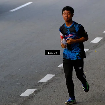 Runner Photo 7680457
