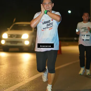 Runner Photo 7680471