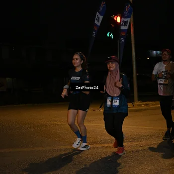 Runner Photo 7680475
