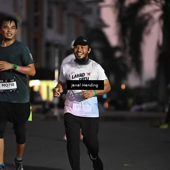 Runner Photo 7680487