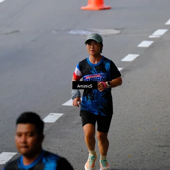 Runner Photo 7680491