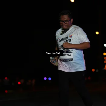 Runner Photo 7680524