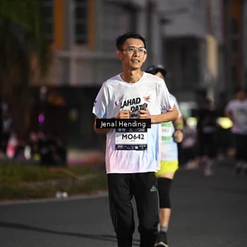 Runner Photo 7680566