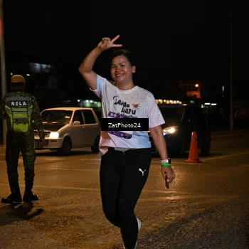 Runner Photo 7680576