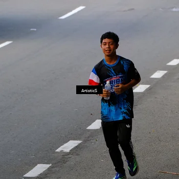 Runner Photo 7680588