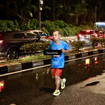 Runner Photo 7680611