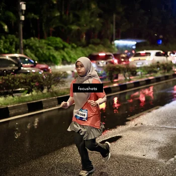Runner Photo 7680618