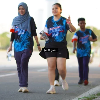 Runner Photo 7680664