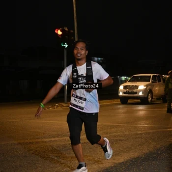 Runner Photo 7680694