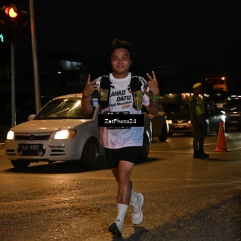 Runner Photo 7680733