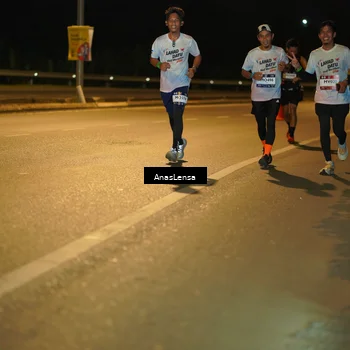 Runner Photo 7680749