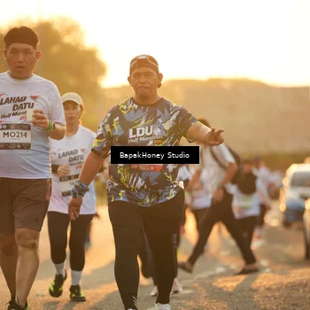 Runner Photo 7680764