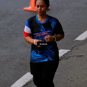 Runner Photo 7680765