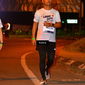 Runner Photo 7680802
