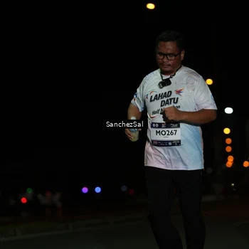 Runner Photo 7680806