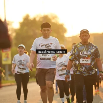 Runner Photo 7680820