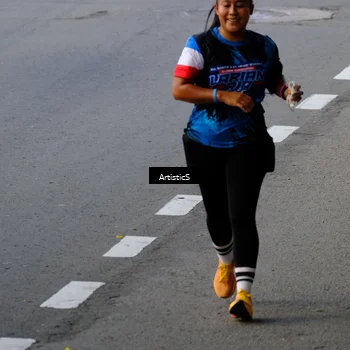 Runner Photo 7680851