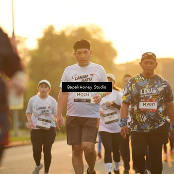 Runner Photo 7680859