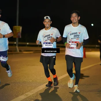 Runner Photo 7680882