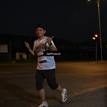 Runner Photo 7680885