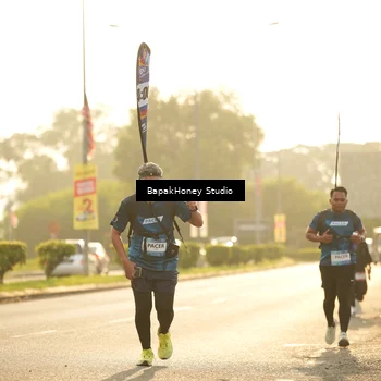 Runner Photo 7680892